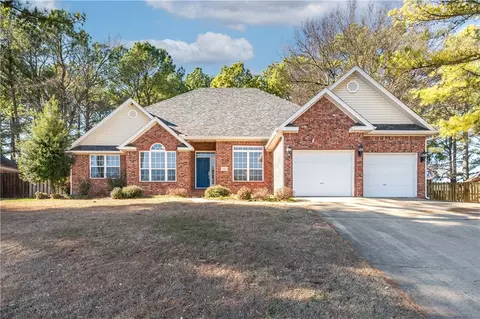 2824 Longwood St, Springdale, AR 72762