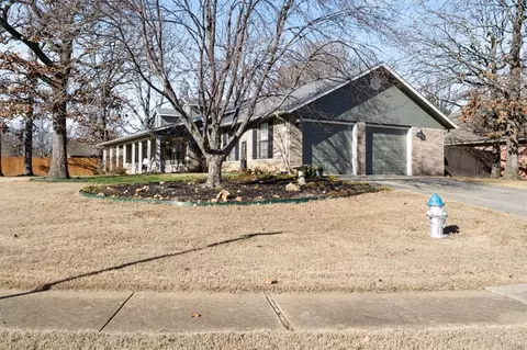 3030 Suzanne Ln, Springdale, AR 72762 photo 2