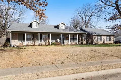 3030 Suzanne Ln, Springdale, AR 72762