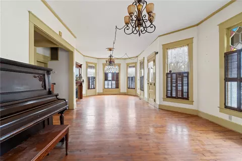 826 S Pine St, Harrison, AR 72601 photo 6