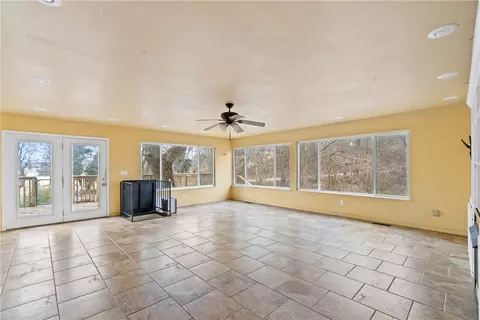 826 S Pine St, Harrison, AR 72601 photo 13