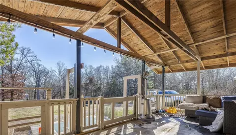 17871 Blue Springs Rd, Fayetteville, AR 72703