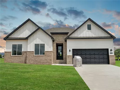 17658 Bryant Blvd, Springdale, AR 72764