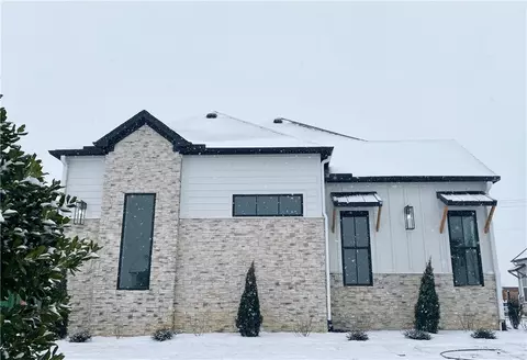 3403 SW Awakening Ave, Bentonville, AR 72713