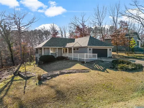 6 W End Ln, Bella Vista, AR 72715