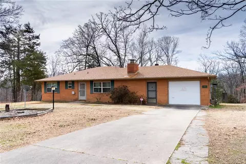 20097 Natural Walk Rd, Springdale, AR 72764