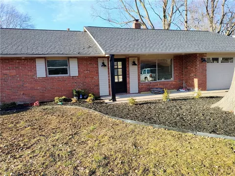 1903 SE Clark St, Bentonville, AR 72712
