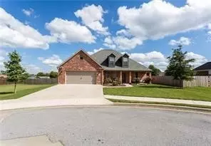 2193 Pickwick Ter, Siloam Springs, AR 72761