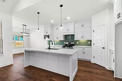 730 Merryfield St, Bentonville, AR 72713