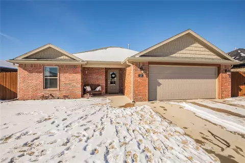 525 Brooke St, Springdale, AR 72762