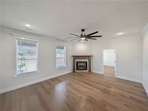 Living - 340 Rainforest Loop, Centerton, AR 72719 photo 1 of 1