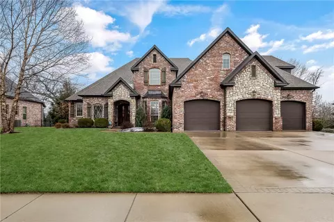 3130 Autumn Ln, Centerton, AR 72719