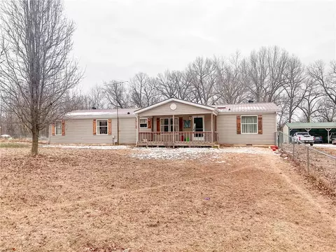 11090 Shumate Crossing Rd, Farmington, AR 72730
