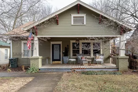 430 N Highland Ave, Fayetteville, AR 72701