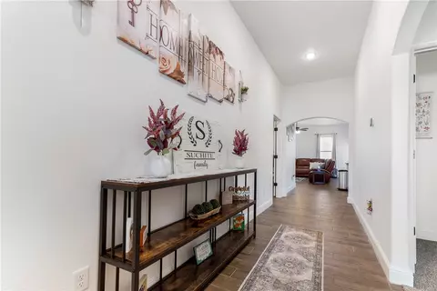 Entry Way - 2050 Periwinkle Pl, Centerton, AR 72719 photo 2 of 3
