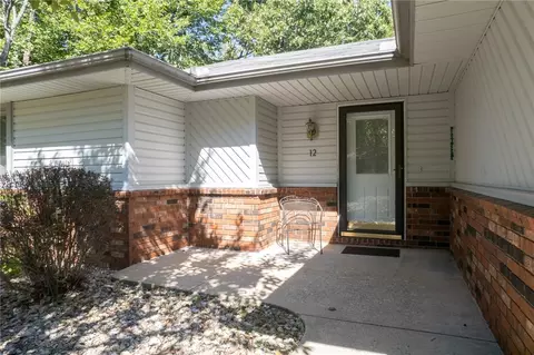 12 Brentwood Dr, Bella Vista, AR 72715