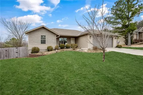 126 Granshire Dr, Bella Vista, AR 72714