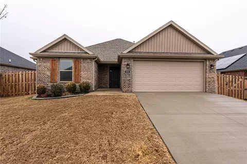 353 W Tyler Rd, Farmington, AR 72730