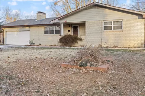 407 Carlton St, Springdale, AR 72762