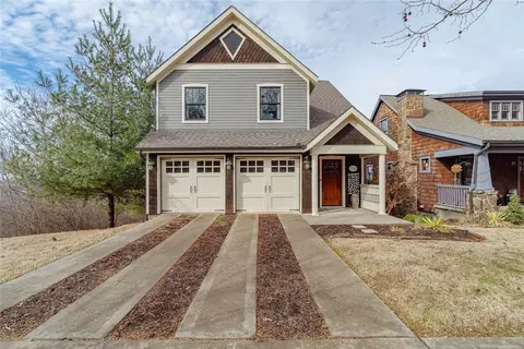 2343 N Marks Mill Ln, Fayetteville, AR 72703