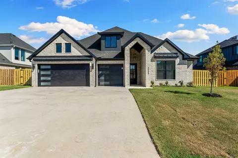 6405 S 59th St, Rogers, AR 72758