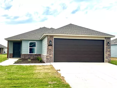 1907 E Annette Dr, Siloam Springs, AR 72761