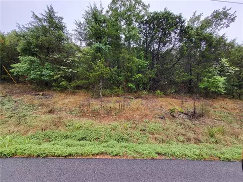 16 Sunset Ln, Holiday Island, AR 72631