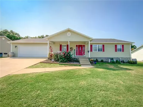 113 Paradise Cove Ln, Berryville, AR 72616