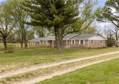 2377 N 56th St, Springdale, AR 72762