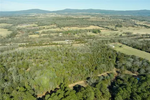 4142 Wagonwheel Ln, Ozark, AR 72949