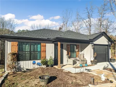 22 Kincardine Dr, Bella Vista, AR 72715