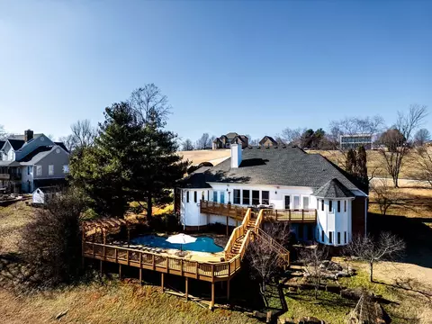 2284 N Malcolm Ln, Fayetteville, AR 72701