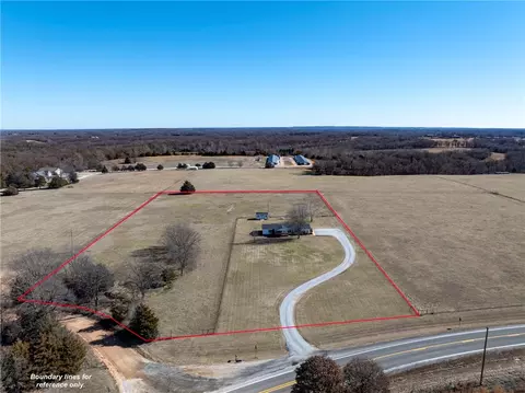 8574 S Highway 43, Gentry, AR 72734