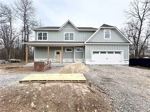 37 Ruthwell Dr, Bella Vista, AR 72715