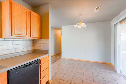 2012 Collins Ave, Springdale, AR 72764 photo 9