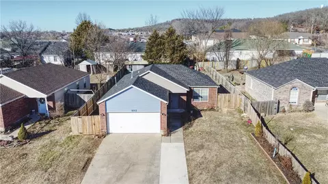 2012 Collins Ave, Springdale, AR 72764 photo 3