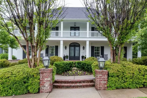 5165 Chenoa Cir, Fayetteville, AR 72704