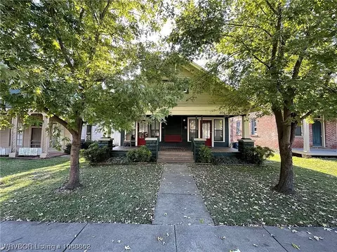 404 8th St, Fort Smith, AR 72901