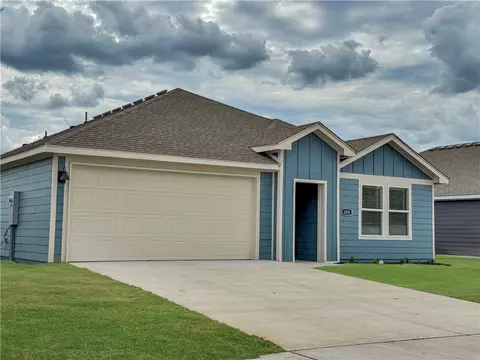 400 E Seville St, Siloam Springs, AR 72761