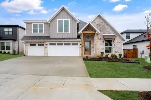 3607 SW Radiance Ave, Bentonville, AR 72713
