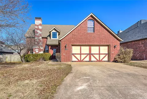 4402 Acres Ave, Bentonville, AR 72712
