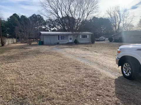 3025 N 13th St, Little Flock, AR 72756