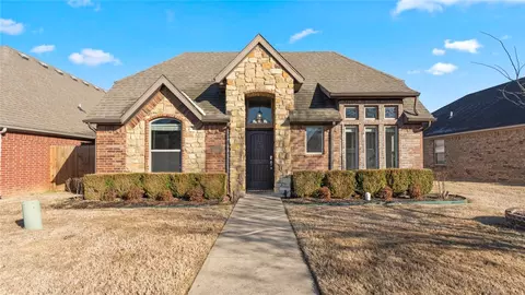 3208 Stoneway Ave, Bentonville, AR 72712