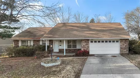 814 S Orleans Dr, Rogers, AR 72758
