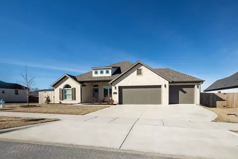 2835 S Carbon Rd, Fayetteville, AR 72701