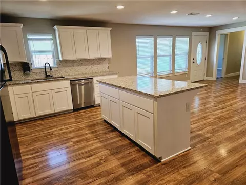 Kitchen - 10467 Boston Rd, Summers, AR 72769 photo 1 of 2