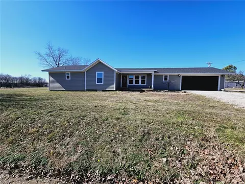 Exterior - 10467 Boston Rd, Summers, AR 72769 photo 1 of 5