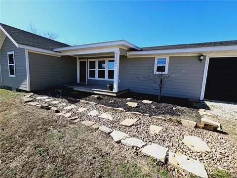 Exterior - 10467 Boston Rd, Summers, AR 72769 photo 3 of 5