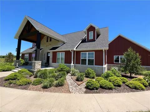 18001 Pepper Hills Dr, Siloam Springs, AR 72761