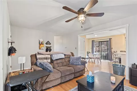 Living - 22556 E War Eagle Rd, Springdale, AR 72764 photo 2 of 5
